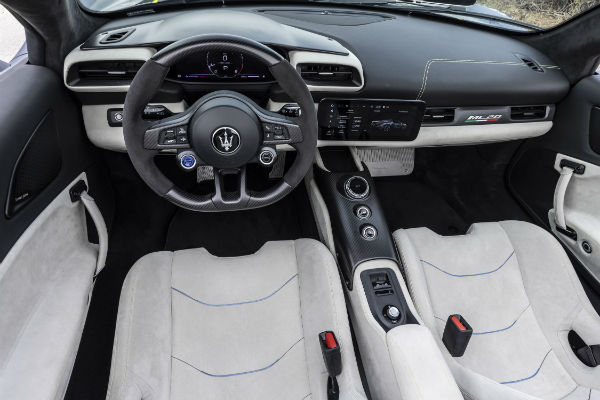 2025 Maserati MC20 Interior