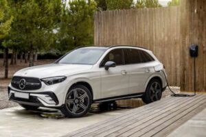 2025 Mercedes-Benz GLC SUV