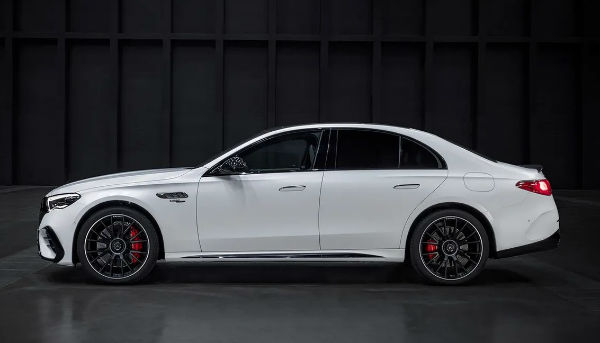 2025 Mercedes-AMG E53 Hybrid 4Matic+