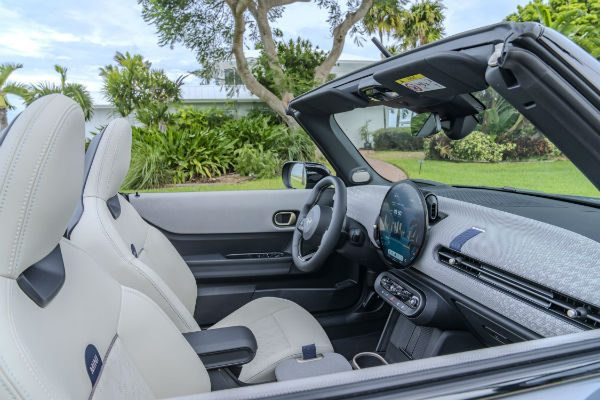 2025 Mini Cooper Convertible Interior