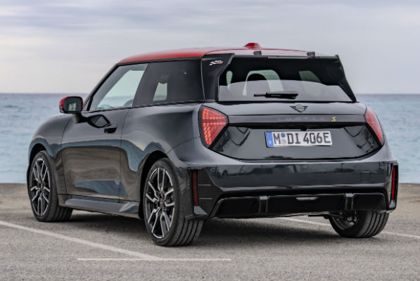 2025 Mini Cooper JCW EV