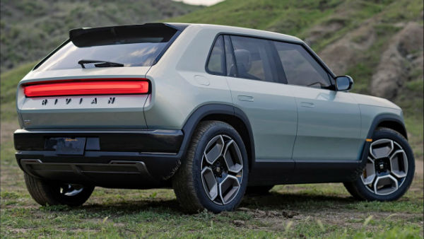 2026 Rivian R3X Car