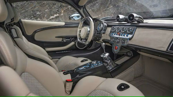 2026 Pagani Utopia Interior