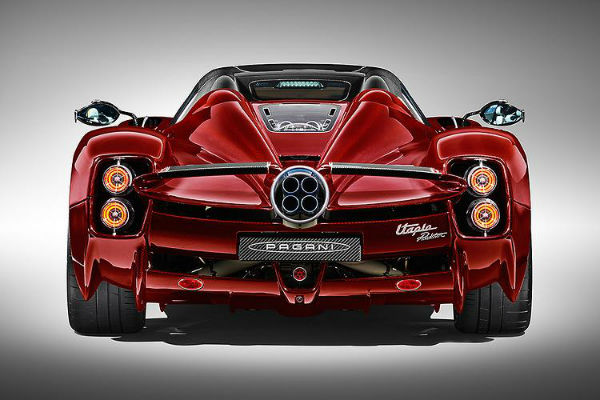 Pagani Utopia 2025